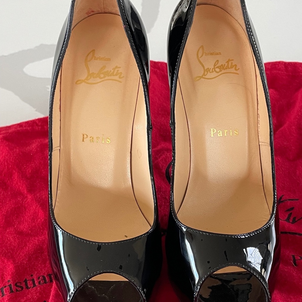 Christian Louboutin Privé Open Toe Pump